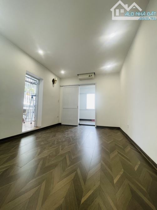 Bán nhà tập thể phố tôn thất Tùng tt đống đa gần trường C1-C2 DH Y