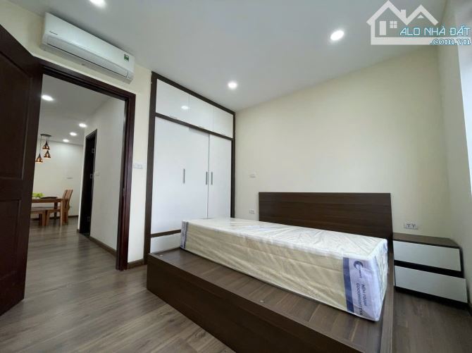 Cần bán căn hộ B6 Nam Trung Yên 2PN, 2WC DT: 65m2 đủ nội thất nhà mới tinh nhỉnh 4 tỉ (đẹp
