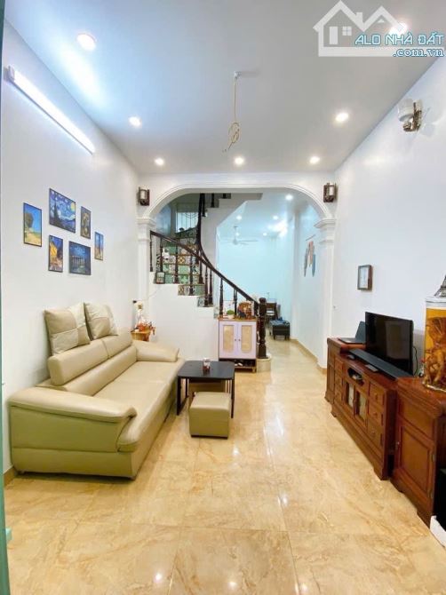 B.ÁN NH.À Nguyễn Phúc Lai/ Hoàng Cầu: 46 m2, 4 tầng,  12.3 tỷ. Ô Chợ Dừa Đống Đa, Ô TÔ CỬA