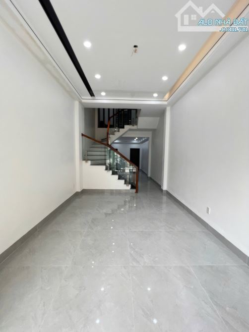 NHÀ 4 TẦNG VỊ TRÍ ĐẮC ĐỊA KỲ BÁ – GIÁ SIÊU HẤP DẪN -- TẶNG KÈM FULL NỘI THẤT MỚI 100%