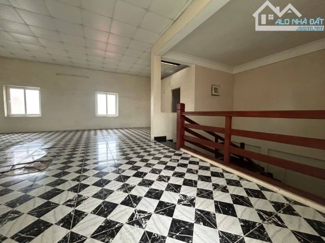 Chủ gửi bán nhà 120m², mt10m, 3T, 4N, 8.7 tỷ, đủ công năng, Vân Hà, Đông Anh,
