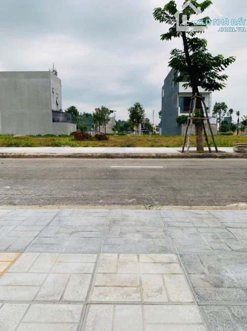 🌟Chủ gởi bán lô đất đẹp đối diện tiện ích ngay công viên KđT phú mỹ - hướng đông sạch đẹp