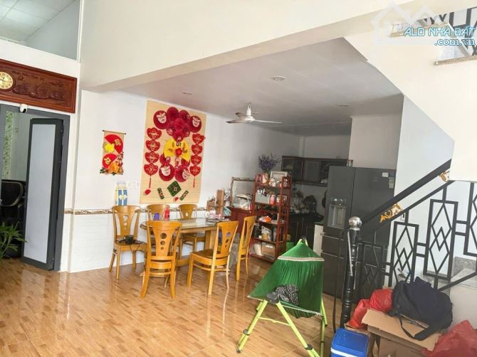 2.7 Tỷ- Nhà 2 tầng 3PN- Nguyễn Trãi- Dĩ An