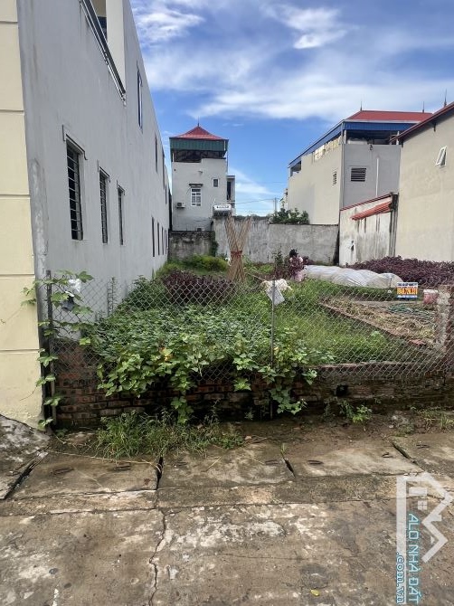 50M2 CỰC HIẾM ĐẤT  KINH DOANH MÊ LINH TẠI CHỢ, Ô TÔ 7 CHỖ TRÁNH - FULL THỔ CƯ !