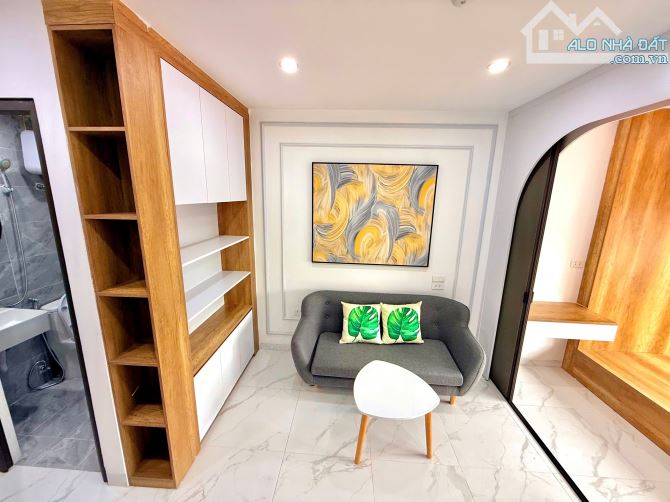 Bán căn hộ dịch vụ Kim Giang 70m² x 6T thang máy – 18P khép kín full nội thất, giá đầu tư.