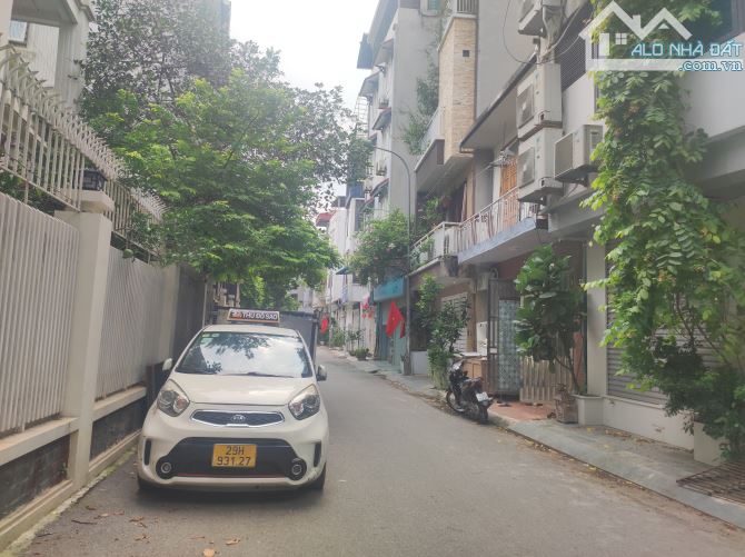 Bán gấp! Nguyễn Văn Lộc, Mỗ Lao DT 88m2, 5 tầng, KD, ô tô tránh, vỉa hè, chỉ 21.25 tỷ