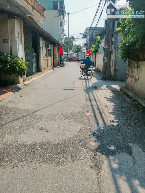 Bán Đất 76m2 - kim  Đặng Xá - Gia Lâm