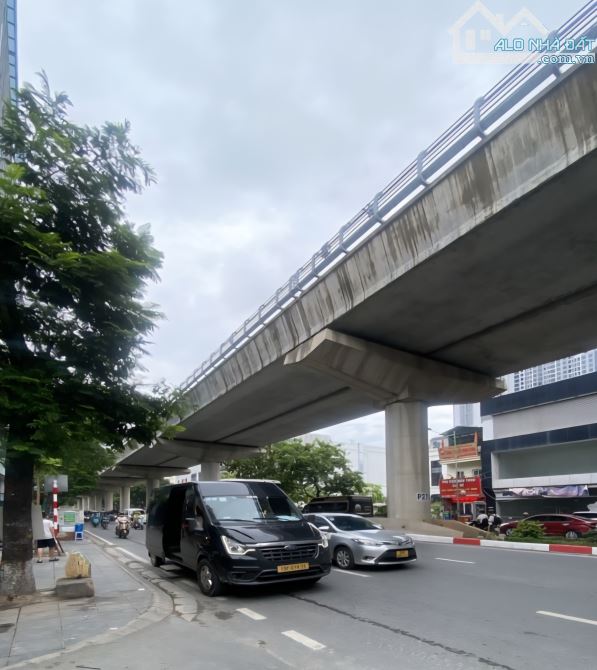 Bán biệt thự đẹp tại Xuân Thủy, Cầu Giấy 154m2, MT 14,5m, giá 41,5 tỷ