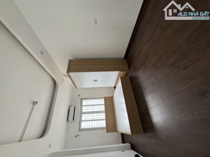 Láng - 5 tầng - 7 phòng cho thuê - dòng tiền - 38m2 - 8,3 tỷ