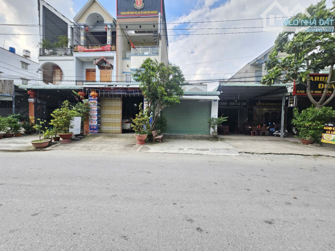 Nhà mặt tiền kinh doanh kdc Bến Thành, phường Tân Đông Hiệp, Tp Dĩ An. 3,9 tỷ