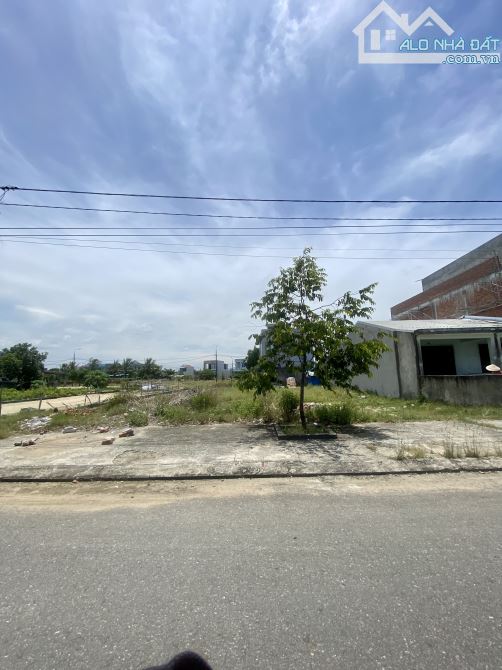 Bán 200m2 (8x25 ) đất khu Dân Cư Vinahoue sát biển Hà My