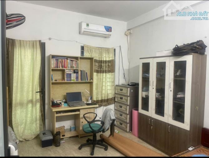 CHÍNH CHỦ CẦN BÁN GẤP - NHÀ 3 TẦNG MỚI, 43M2, Ô TÔ ĐỖ CỬA GIÁ ĐẦU TƯ