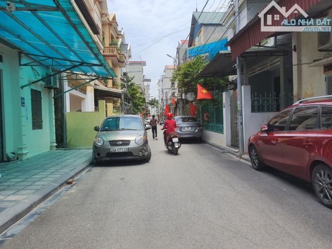 Bán đất tổ 1 gần UBND xã Đông Anh,  đường Cao Lỗ, nhà văn hóa Đông Anh, TP Hà Nội.