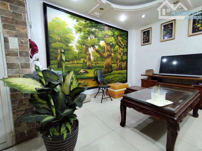 💥🏠5 TẦNG HẺM XE HƠI 42M2-30M RA ĐƯỜNG BÀ HOM Q6- VỊ TRÍ ĐẸP - GIÁ RẺ NHẤT KHU VỰC.👉6XTỶ
