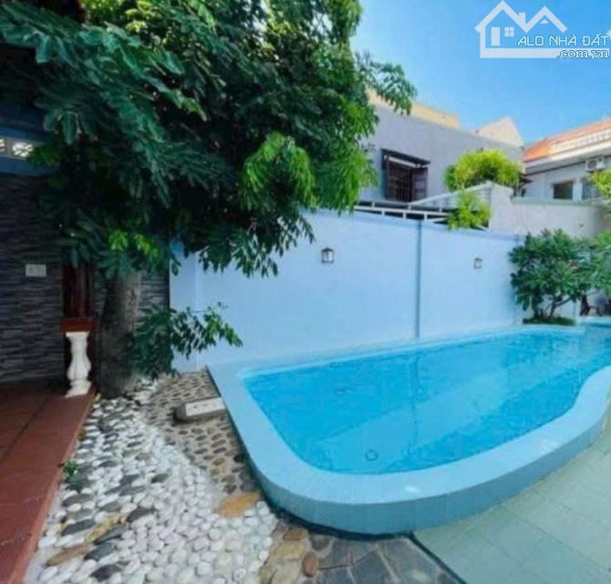 BÁN BIỆT THỰ CAO CẤP PHAN CHU TRINH CÓ HỒ BƠI GẦN BIỂN BÃI SAU 340M2 GIÁ 25t