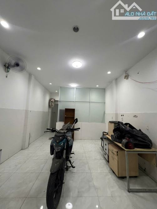 SIÊU PHẨM 4 LẦU – HẺM XE HƠI 6M – NGAY SÂN BAY TÂN SƠN NHẤT – GIÁ CHỐT CỰC MỀM 🆘