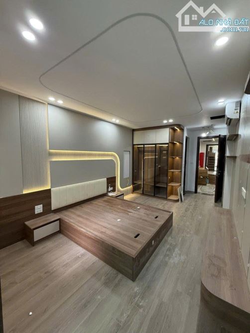 VIP! Đồng Bát, Cầu Giấy, mới cứng, ô tô tránh, 2 thoáng, KD đỉnh, PCCC, 168m2X9T, MT 7.5m