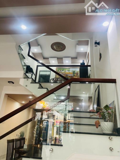 🌊 BÁN NHÀ 3 TẦNG SÁT BIỂN MỸ KHÊ –86m2- VỊ TRÍ VÀNG, GIÁ 8,x TỶ.