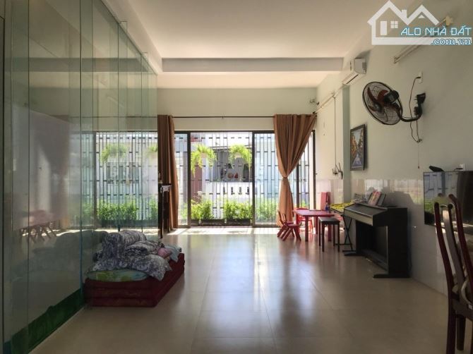 🏡 NHÀ 3 TẦNG 2 MẶT TIỀN PHAN BÔI – VỊ TRÍ VÀNG SÁT BIỂN MỸ KHÊ - GIÁ TỐT