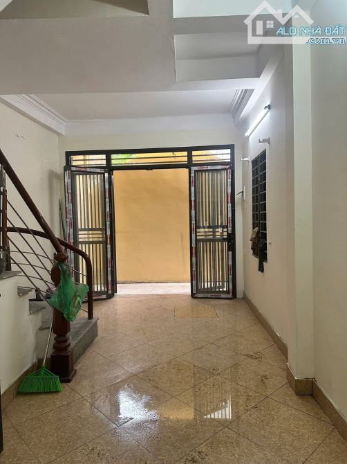Hót- kiếm đâu ra căn thứ 2 - Cầu Tự Khoát - Thanh Trì 35m 3 tầng chỉ hơn 3 tỉ