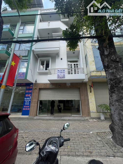 BÁN GẤP NHÀ MẶT TIỀN ĐƯỜNG SỐ 75 – TÂN QUY ĐÔNG, QUẬN 7
