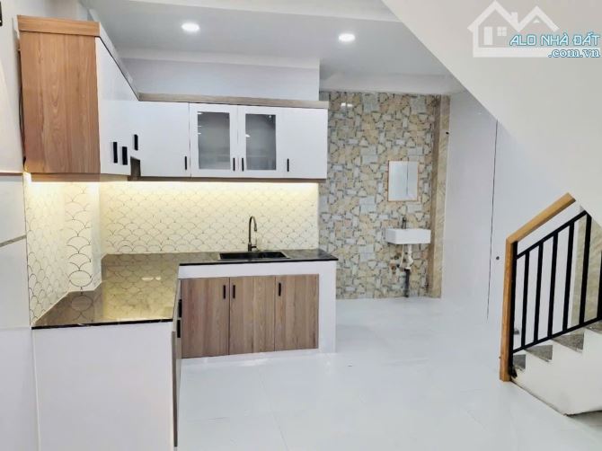 Cực Phẩm MẶT TIỀN Tô Ngọc Vân - Chợ Thủ Đức - Giá chỉ NON 17tỷ! Siêu dòng tiền 42tr/tháng!