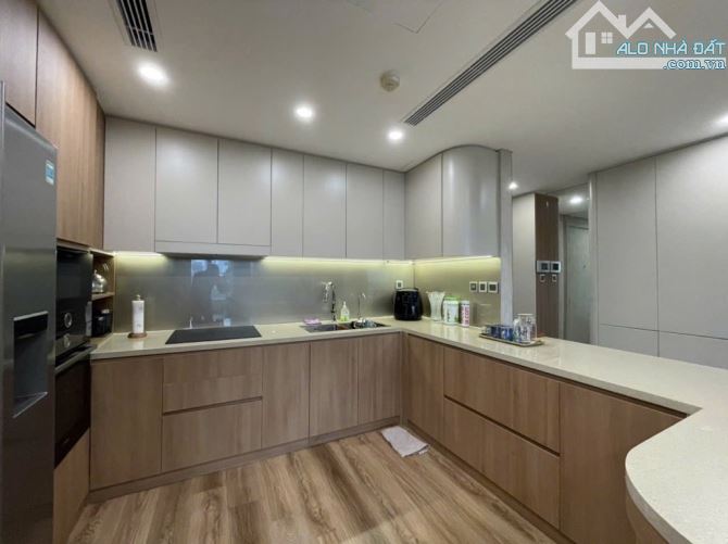 Chung cư cao cấp Mỗ Lao Hà Đông- chỉ hơn 9 tỷ-202m- full nội thất
