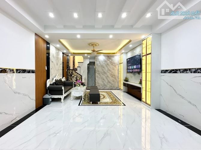 🔥 Hẻ Xe Hơi 6M - TRẦN QUANG DIỆU Q3-45M24 Tầng- Giá chỉ nhỉnh 13ty chút- giá tốt🔥