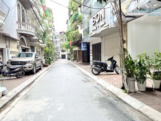 BÁN NHÀ PHỐ 8/3 – PHÂN LÔ - VỈA HÈ - Ô TÔ - KINH DOANH – DTSD 48M2 X 5T - HƠN 13 TỶ!