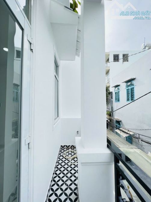 NHÀ ĐẸP THỐNG NHẤT GV - HẺM XE TẢI THÔNG - 61M²(4×15,3) - 3 TẦNG LẦU HƠN 6 TỶ - TẶNG NT