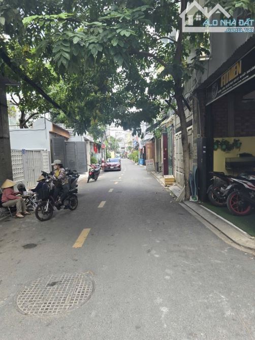 MẶT TIỀN CAO VĂN NGỌC QUẬN TÂN PHÚ- 3 TẦNG- DT: 4*16M – 7 TỶ 650
