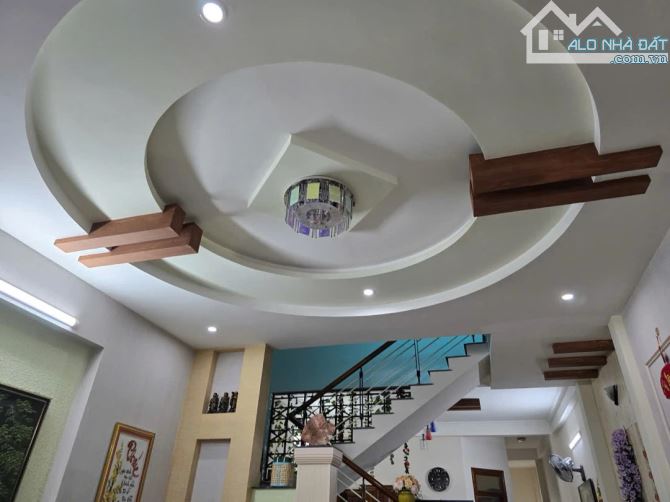 Nhà đẹp 3 tầng khuê Trung Cẩm Lệ 110m2 chỉ hơn 6 tỷ