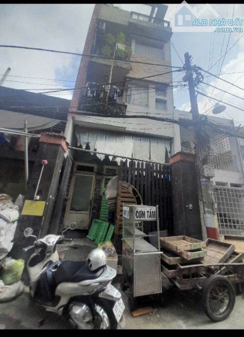 Bán Nhà Trịnh Đình Trọng - Âu Cơ , DT: 4,5m x 24m , 3 Lầu , HXH Thông , Đang Ngộp Bank