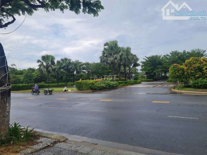 Bán 2 lô liền kề mặt tiền Võ Nguyên Giáp - TP Đà Nẵng