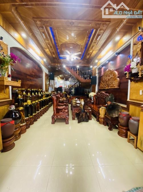 🏡NHÀ 5 TẦNG FULL NỘI THẤT GỖ XỊN-HXH SÁT MT LÊ VĂN KHƯƠNG QUẬN 12 GIÁ RẺ💰  ✅Diện tích ng