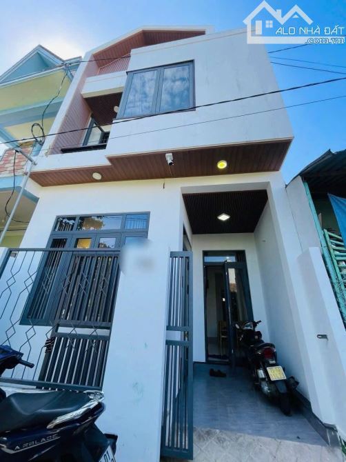 Nhà 2 tầng kiệt Ô tô trung tâm thành phố - Kiệt Trần Phú