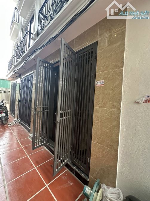 Hot bán căn nhà 4,5 tầng tại Đại Tự đẹp lung linh cách đường oto chỉ 50m