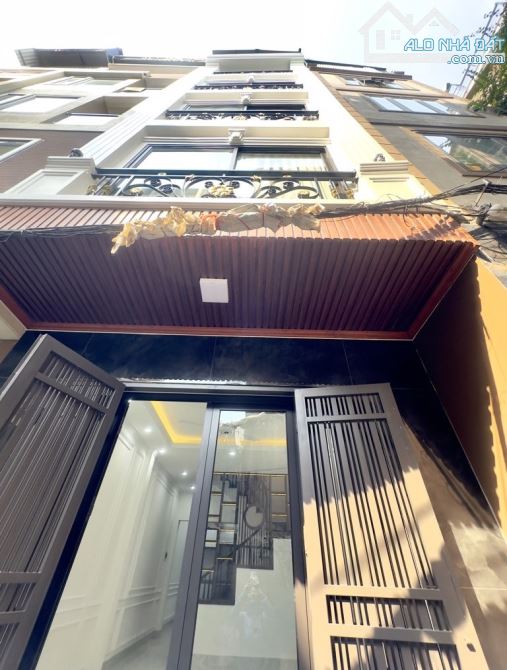 BÁN NHÀ MỚI CỰC ĐẸP GIÁ TỐT PHỐ XUÂN LA 51M2 - 6 TẦNG - 3.8M MẶT TIỀN - 13.5 TỶ - GẦN PHỐ