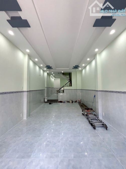 Nhà Mới 879// Hương lộ 2 - 4x16m 2 Lầu 3PN Hẻm 7m Thông