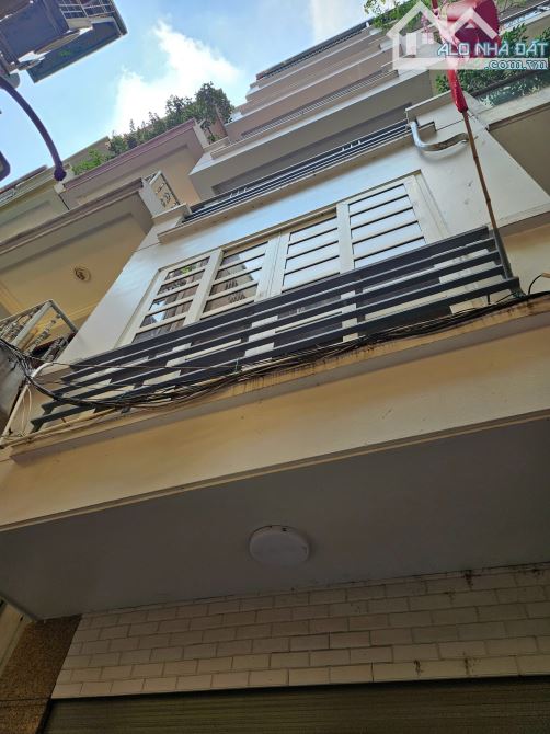 Bán nhà Phân lô, Ô tô - Phố Đội Nhân, Ba Đình - DT50, MT4m - Giá 14 tỷ