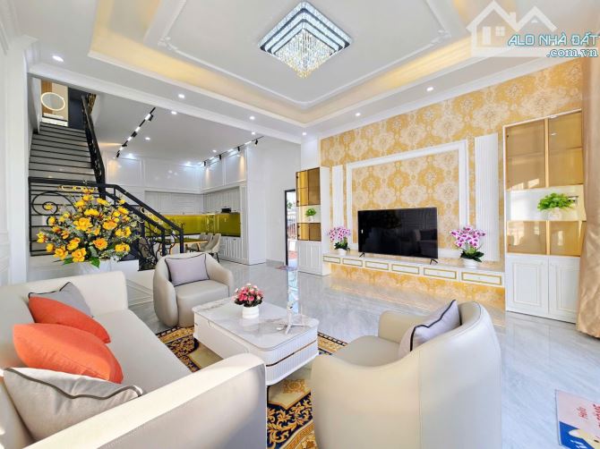 SIÊU PHẨM NHÀ 3 TẦNG, 3 MÊ, 117 M2, ĐÔNG PHƯỚC 1 - CẨM LỆ