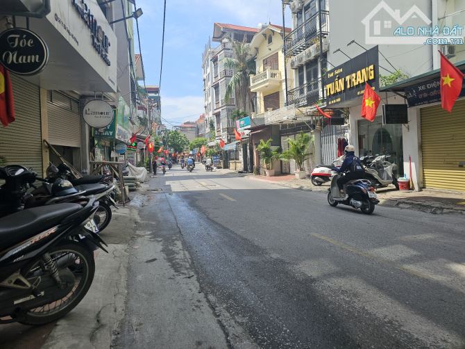 Bán nhà Văn Quán Hà Đông. Phân lô ô tô đỗ kinh doanh đỉnh thang máy xịn 58m