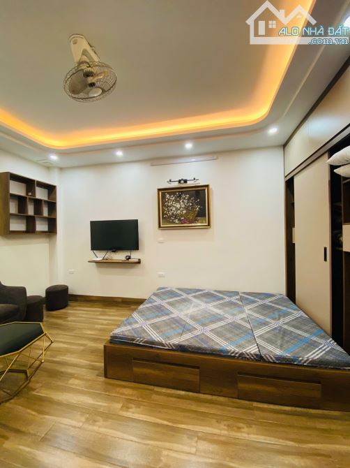 Cho Thuê CCMN 169 Cự Lộc Thanh Xuân 30m2 Studio Ban Công Giặt Riêng Thang Máy Ful Nội Thất