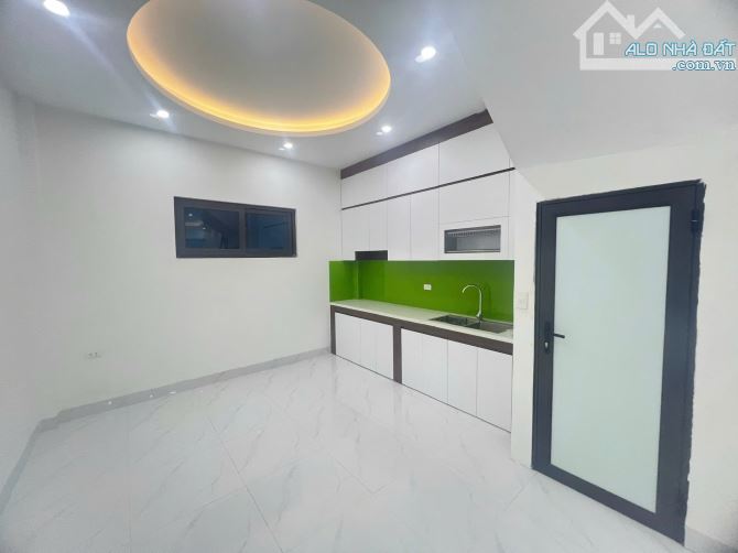 BÁN GẤP NHÀ 3 tầng Sát Đại lộ Thăng Long, TL72 VÀO Ở NGAY giá tốt nhất khu vực!
