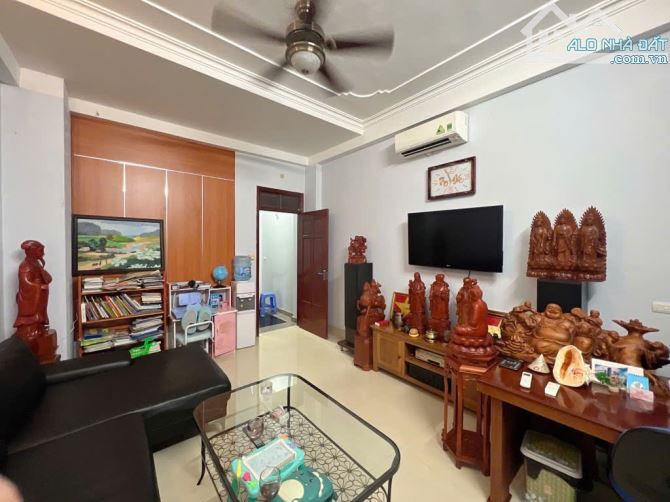 BÁN NHÀ CỔ NHUẾ 32M2, 4T, LÔ GÓC, Ô TÔ VÀO NHÀ, KINH DOANH TỐT, SỔ ĐỎ NỞ HẬU