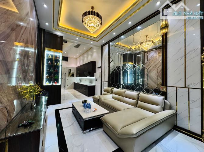 Bán nhà mặt đường Tuyến 2 Tô hiệu chưa tới 7 tỷ