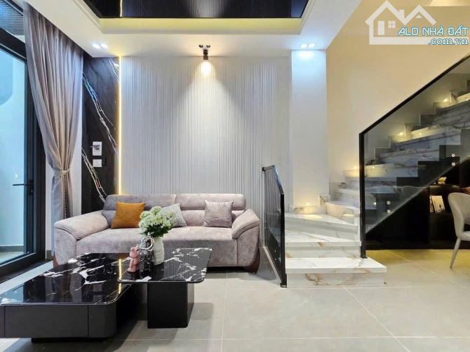 📌📌📌LÀM VIỆC TRỰC TIẾP GIÁ TỐT !!!cần bán  nhà k83 // Huỳnh ngọc Huệ