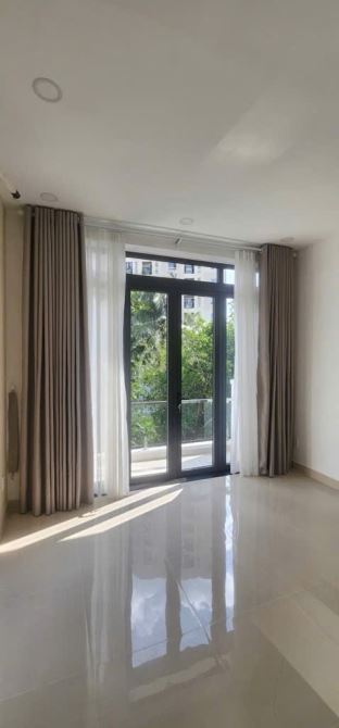 SIÊU PHẨM TÂN BÌNH XE HƠI NGỦ TRONG NHÀ - VỊ TRÍ CỰC ĐẸP - 49m2 -  Chỉ nhỉnh 5 tỷ
