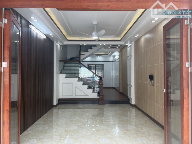 Bán nhà 4 tầng đẹp khu TĐC Sao Sáng , Thành Tô , Hải An