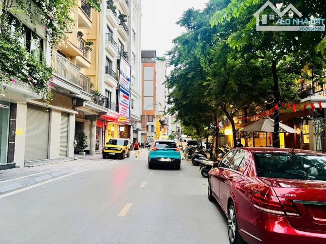 BÁN NHÀ MẶT PHỐ VÕNG THỊ, TÂY HỒ - 190M² - MT 14.5M - VỈA HÈ Ô TÔ TRÁNH - GIÁ 115 TỶ